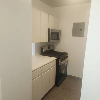 Rented by Douglas Elliman | media 6