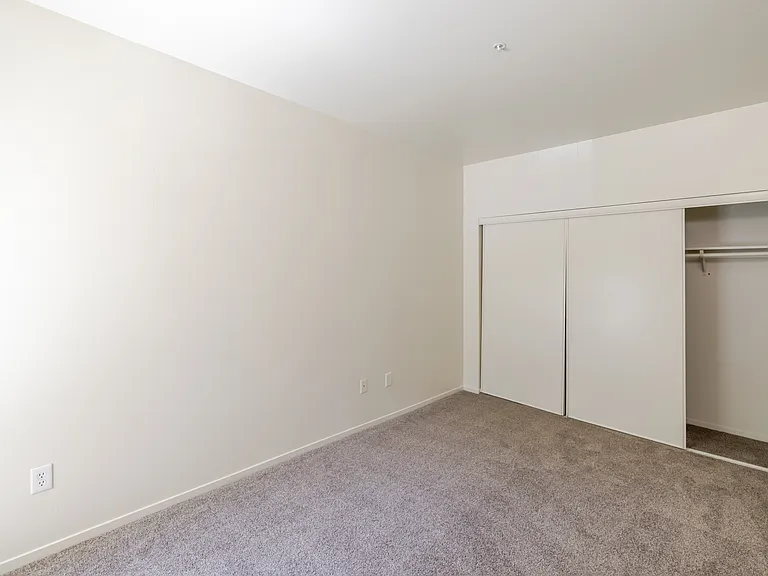 Parkview Family Apartments — Photo 18