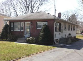 879 E Center St, Wallingford, CT 06492