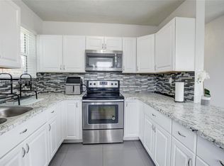 14821 Buchanan St, Miami, FL 33176