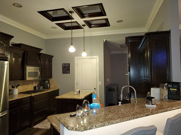 5th image of 5300 Sherwood Dr