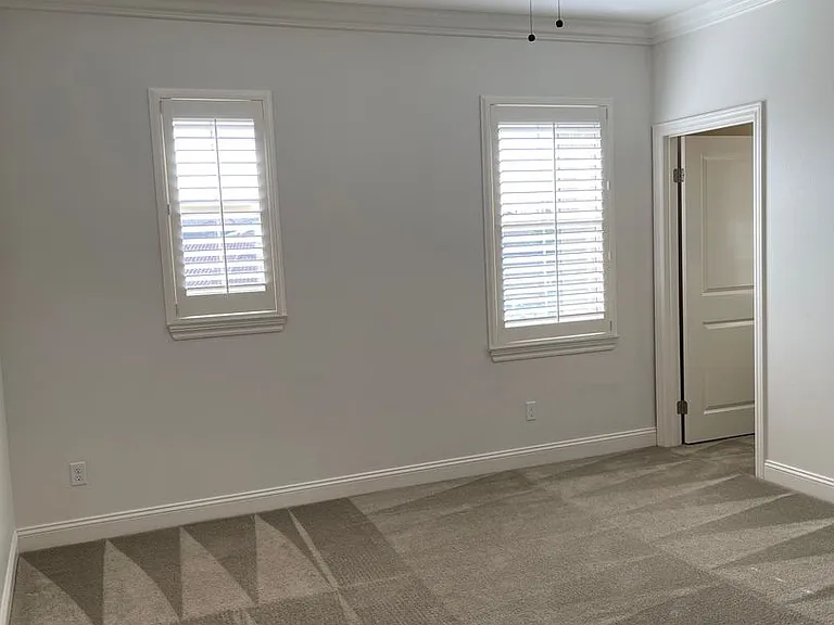 34600 Serdonis St — Photo 27
