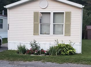 2069 Hemstreet Rd, East Aurora, NY 14052