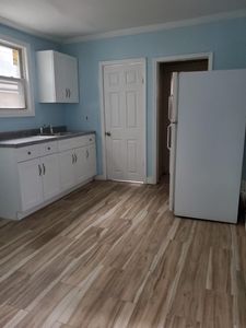 33 S Munn Ave, Newark, NJ, 07106