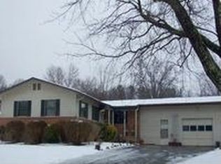 328 N Harper Dr, Hendersonville, NC 28791