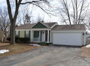 2640 Fieldstone Ct, Aurora, IL 60502