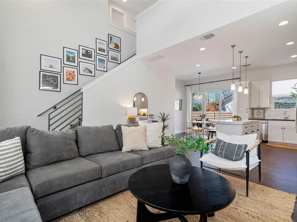 1126 Linden St #1, Austin, TX 78702