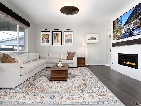 3rd image of 7192 S Uriah Street