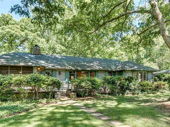 2nd image of 275 Montgomery Dr Lot 0