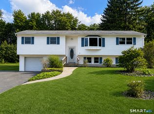 19 Hillside Circle, Brookfield, CT 06804