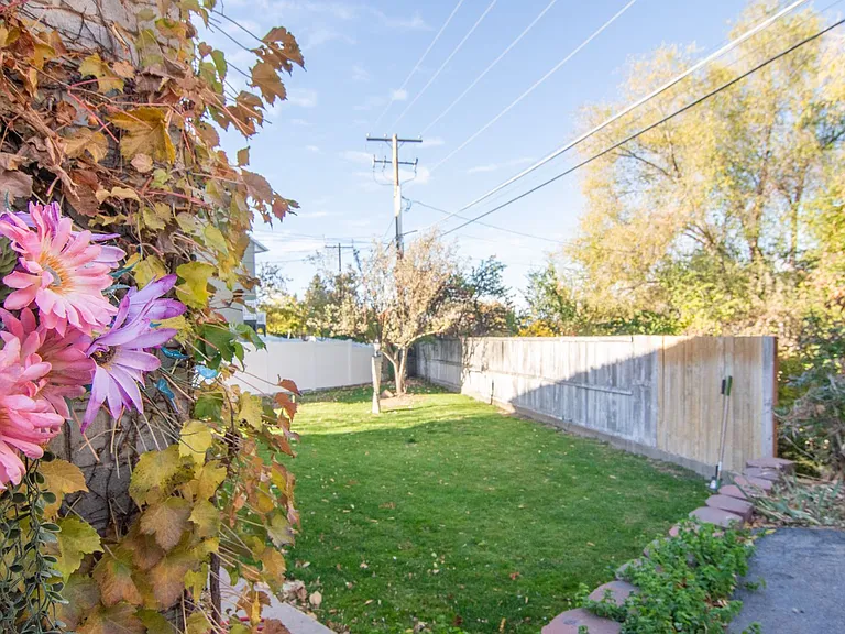 2026 S Orchard Dr — Photo 24