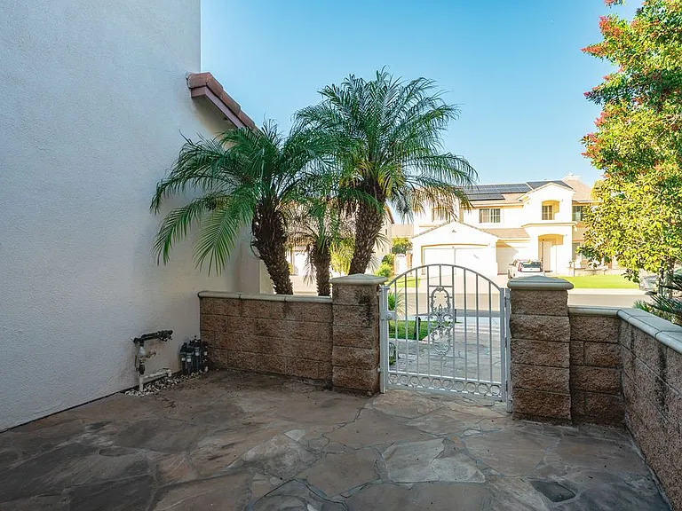 19366 Fortune Pl — Photo 3