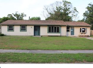 11 W Judith Dr, Hammonton, NJ 08037