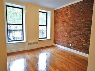 230 E 97th St APT 1A, New York, NY 10029