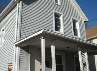 596 Newhall St #H, Hamden, CT 06517
