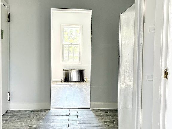 5th image of 2507 Astoria Blvd APT 2