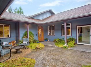 334 N Sawyer Ave, Cave Junction, OR