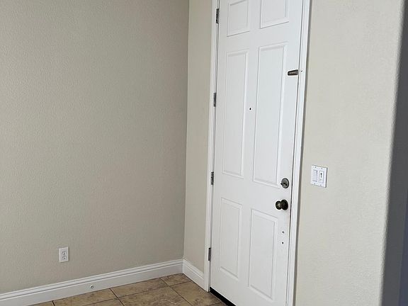 5th image of 10110 Bay Harbor Dr