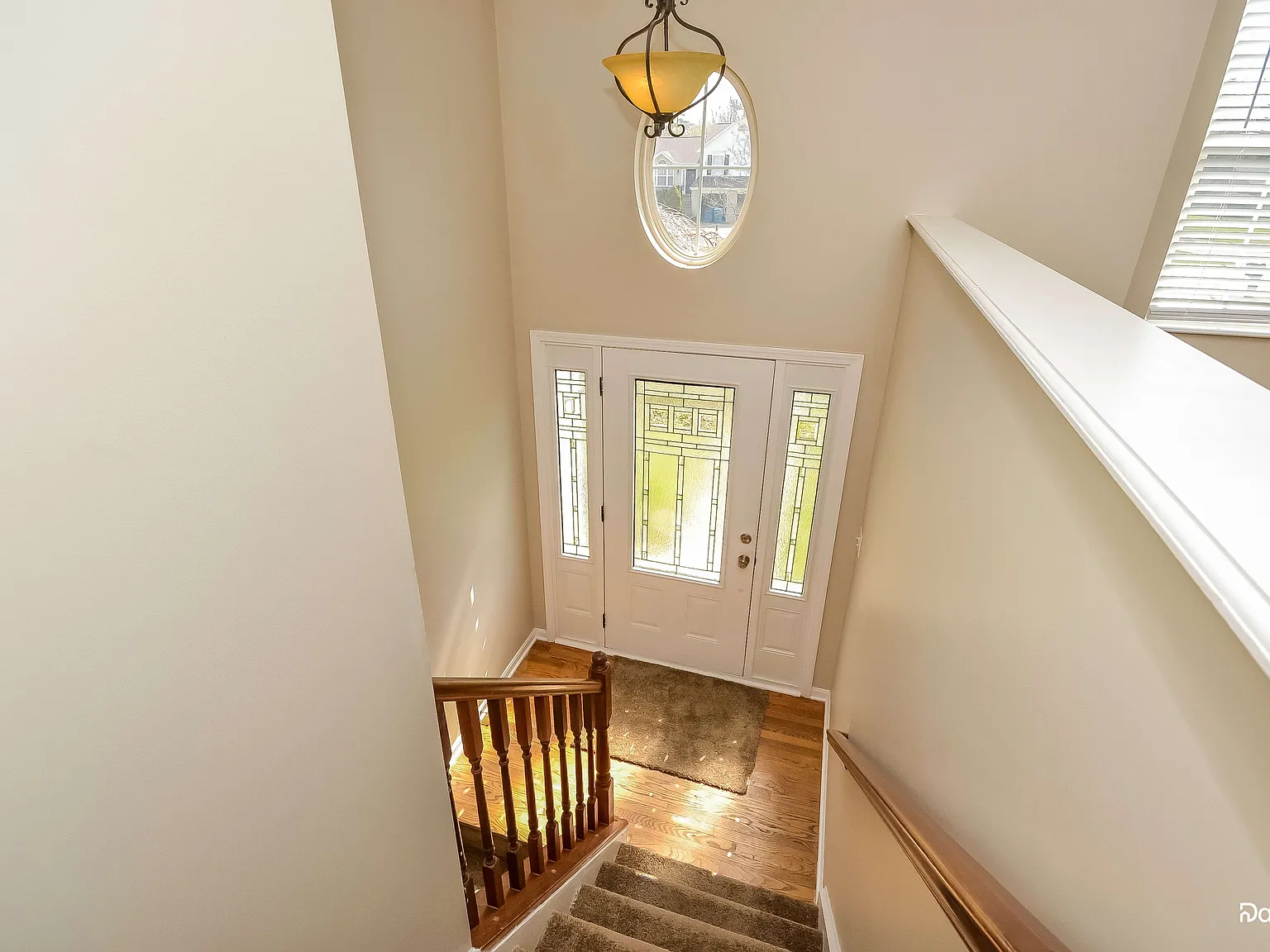 5 bed, 3.0 bath, 1789 sqft, $2,640 — Photo 2