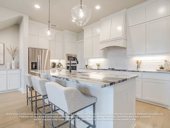 3rd image of 2109 Redding Dr