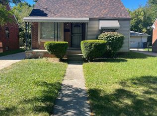 12675 Riad St, Grosse Pointe, MI 48224