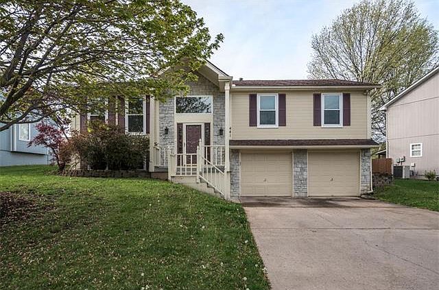 1st image of 441 SE Ashton Dr