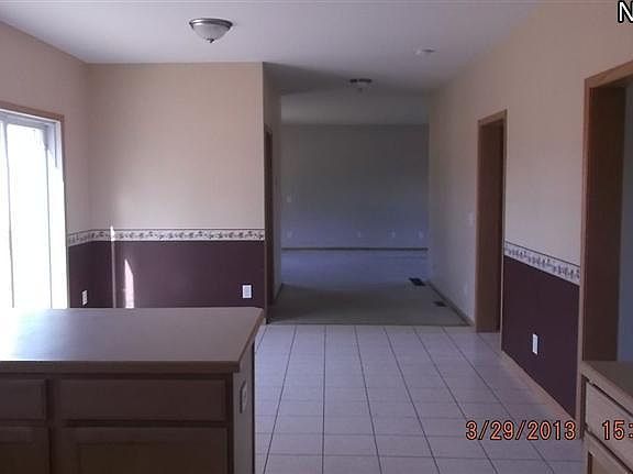 3rd image of 1046 Richards Way