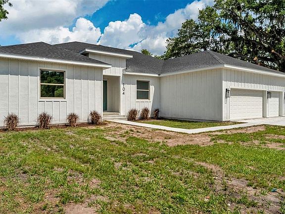 2nd image of 104 Thrasher Rd