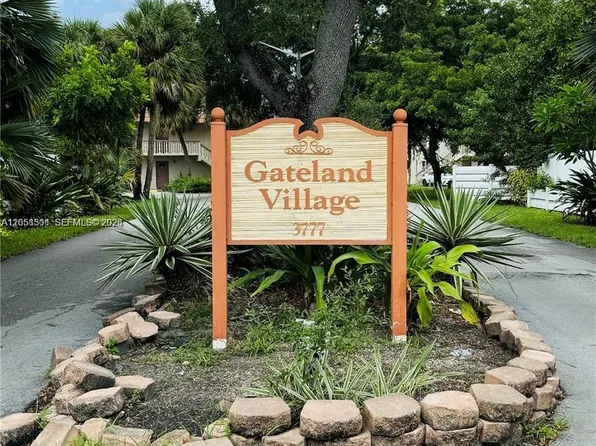 3777 78th Ave #8E, Hollywood, FL 33024