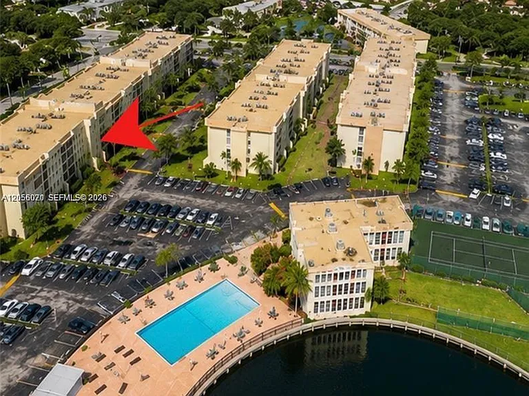 2000 Atlantic Shores Blvd #316 — Photo 1