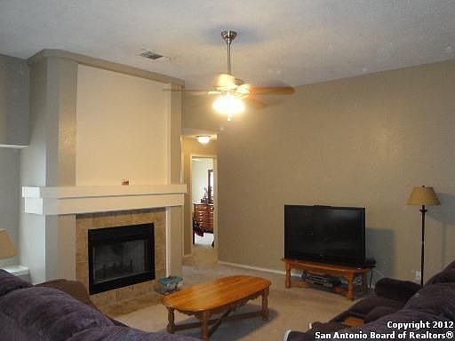 4th image of 618 Cypresscliff Dr
