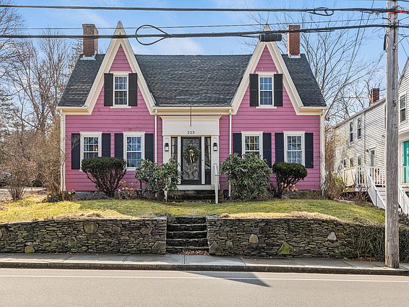 2nd image of 223 Sandwich Street