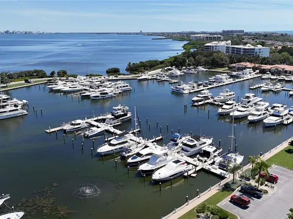 2600 HARBOURSIDE DRIVE #Q8, LONGBOAT KEY, FL 34228