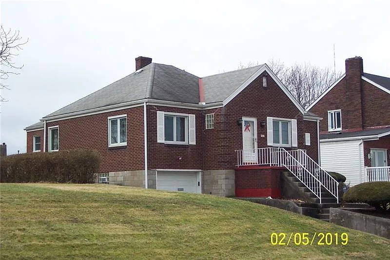 1218 Monongahela Blvd photo 1