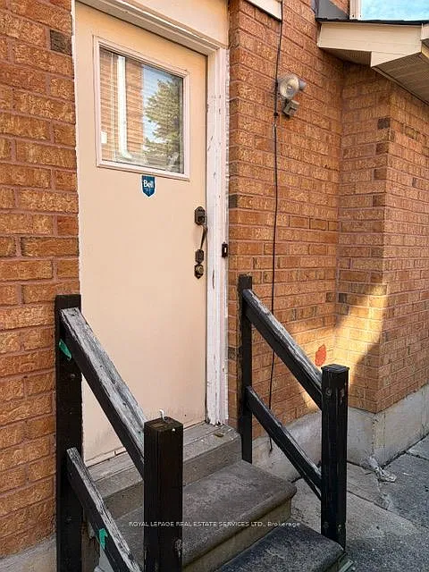 2 bed, $1,600 — Photo 2