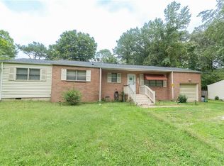 507 Goosley Rd, Yorktown, VA 23690