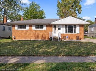 13425 Charlotte Ave, Warren, MI