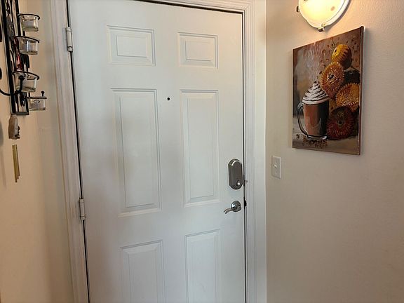 2nd image of 806 Windward Way #320