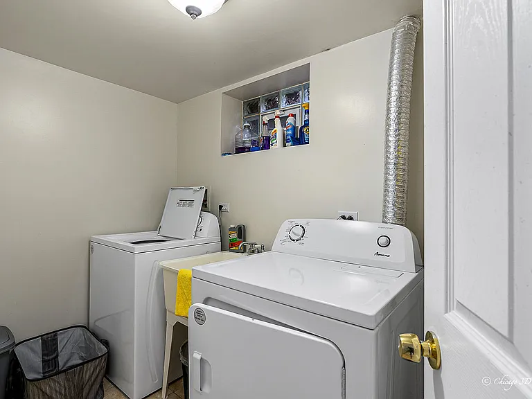 5844 N Lacey Ave — Photo 17