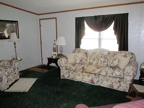 4th image of 111 Mansion Ln