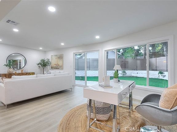 3rd image of 4040 Lehman Rd