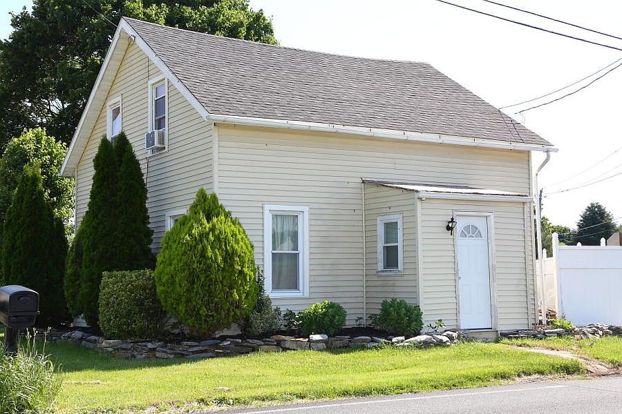 1111 E Newport Rd, Lititz, PA 17543 Zillow