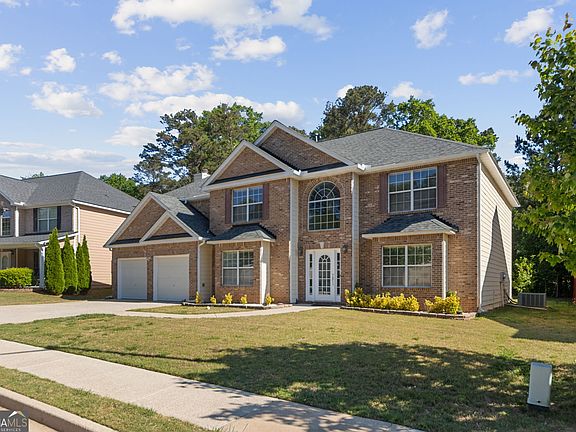 2nd image of 4327 Defoors Farm Trl