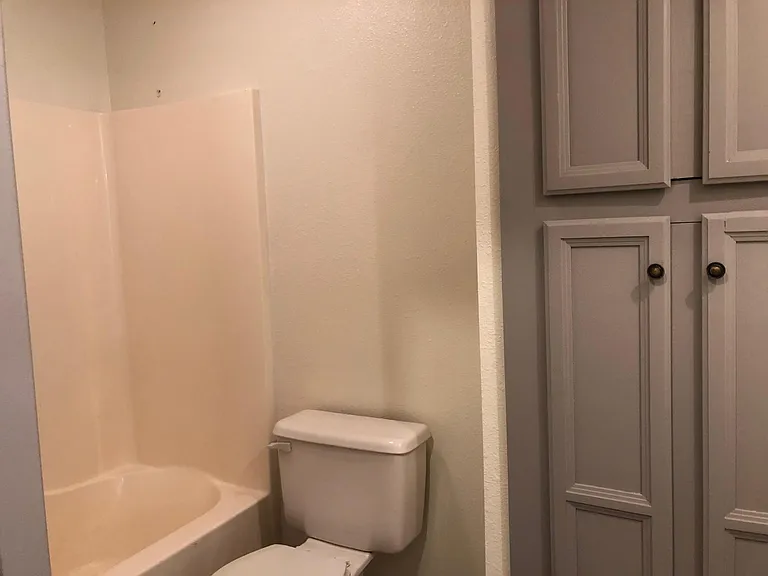 823 N 17th St #823 — Photo 14