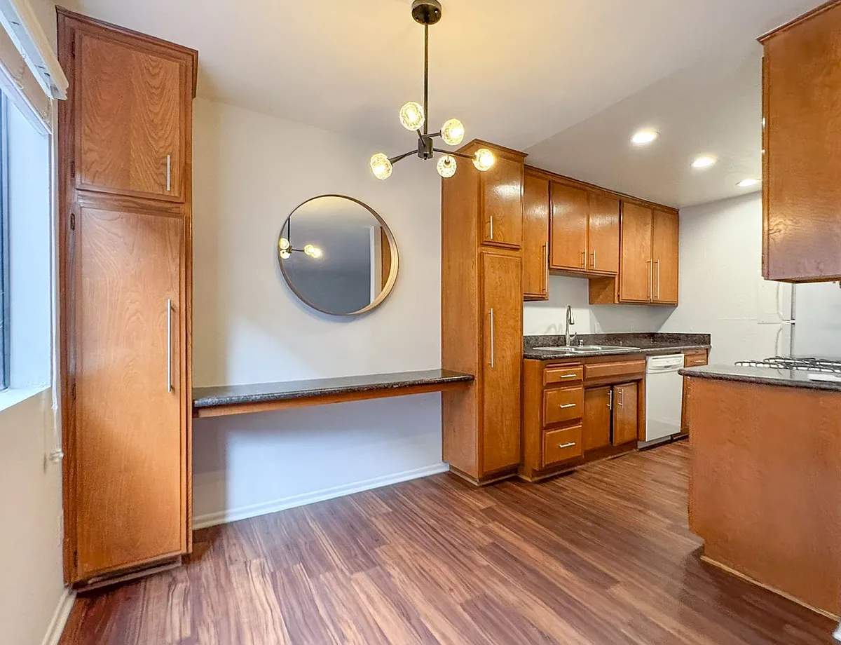 Building Photo - 4071 Mclaughlin Ave