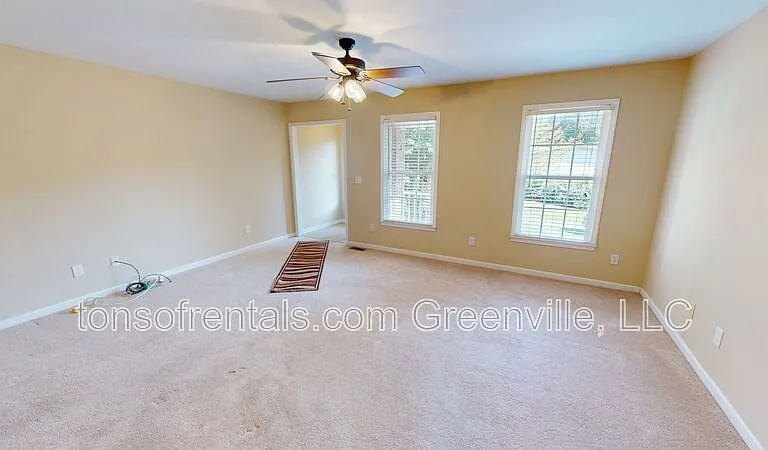 863 McAbee Rd — Photo 3