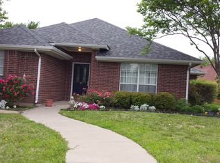 3841 Grant Pkwy, Denton, TX 76208