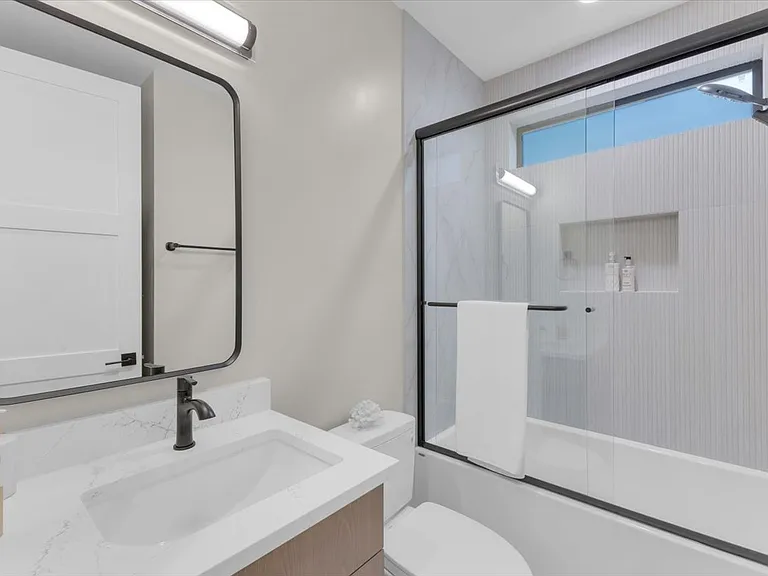 4025 172nd Ave NE #1 — Photo 59