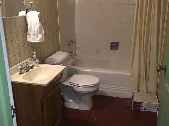5th image of 509 Birch Ave