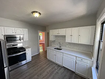 3 bed, 1100 sqft, $3,200 — Photo 1
